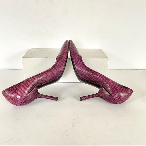 Miu Miu purple snakeskin print heels 38